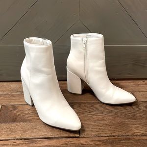 EUC SUGAR Evvie Ankle Booties